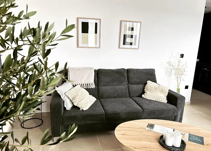 V Residence Apartments